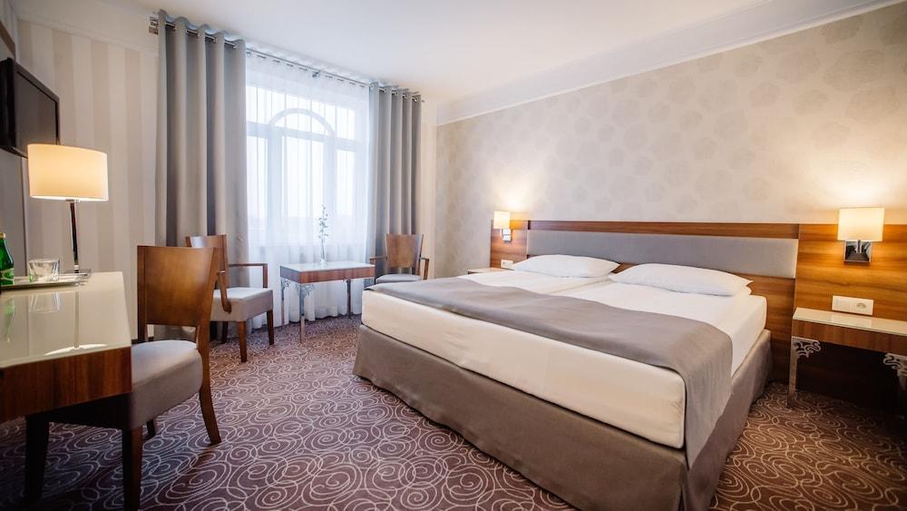 Hotell Lord - Airport Warszawa