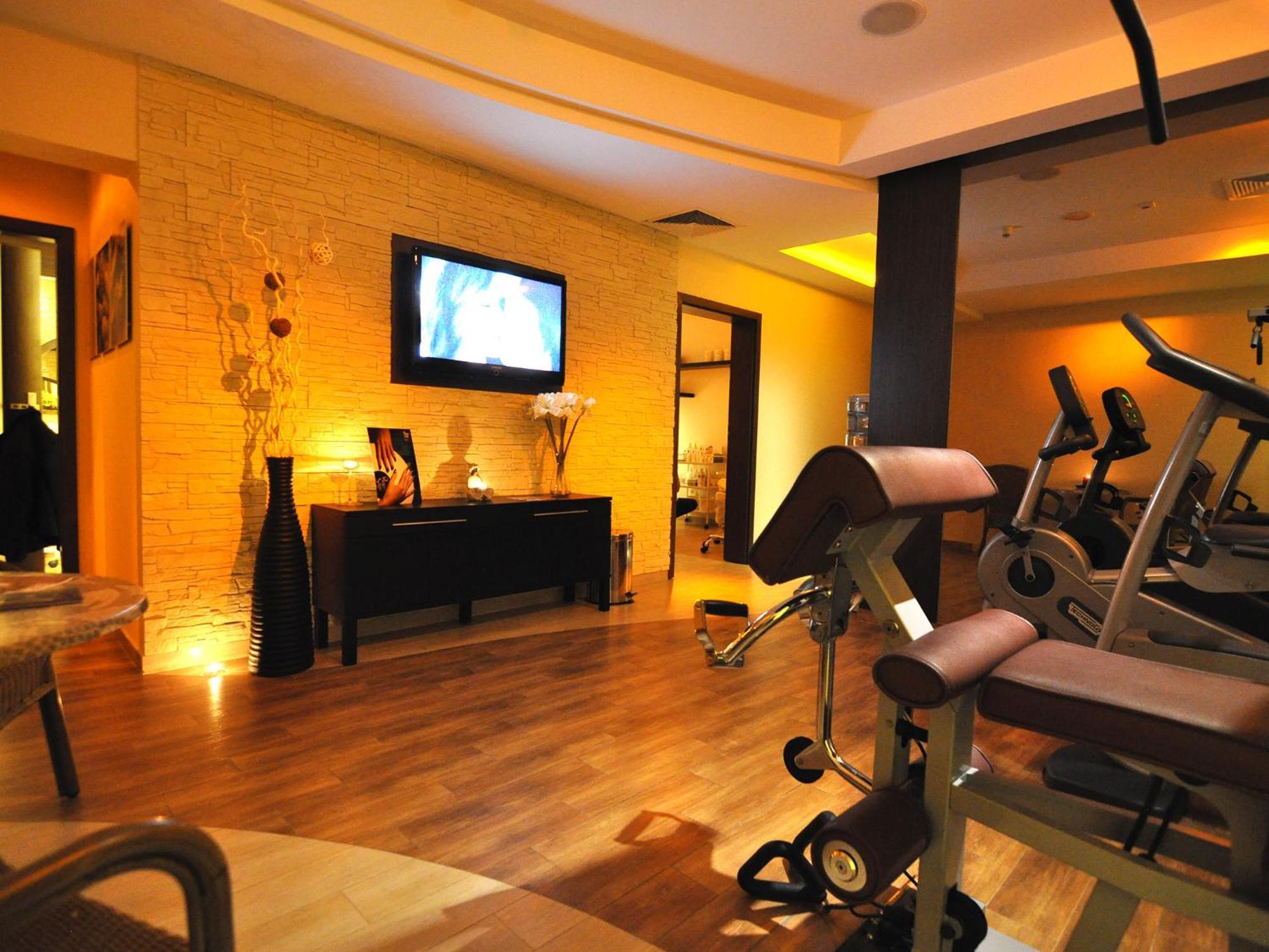 Hotell Lord - Airport 4*