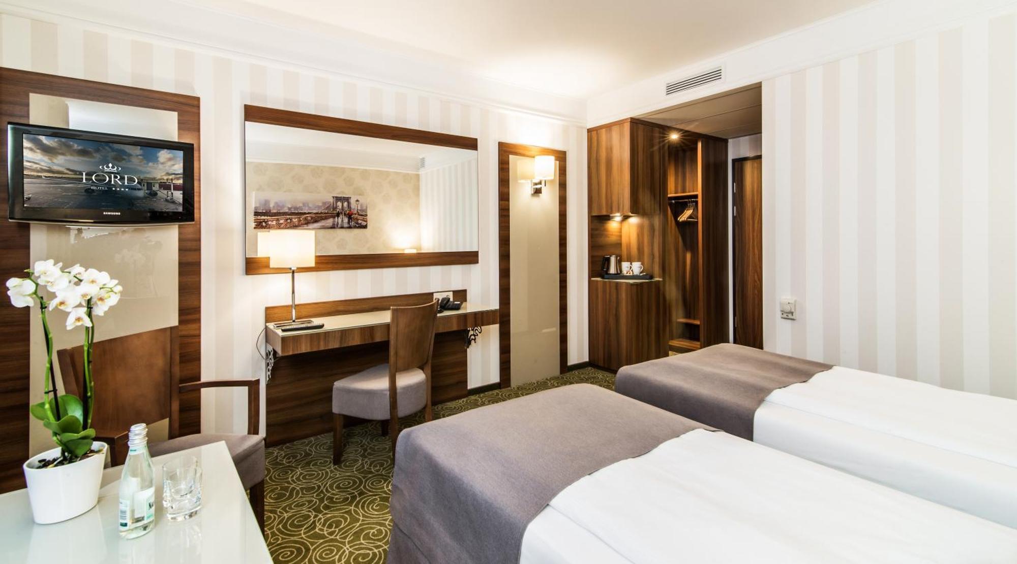 Lord - Airport Hotell